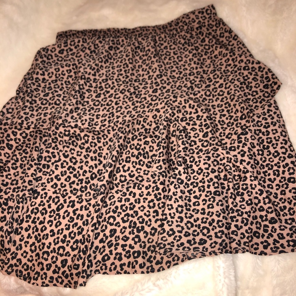 Cotton On Curve Leopard skirt